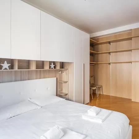 Apartman Easylife - Moderno Bilocale In Zona Paolo Sarpi
